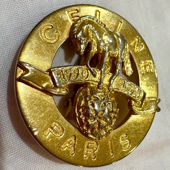 Céline Rare 1990 Anniversary Horse Medallion Clip-On Earrings - Picture 11 of 11